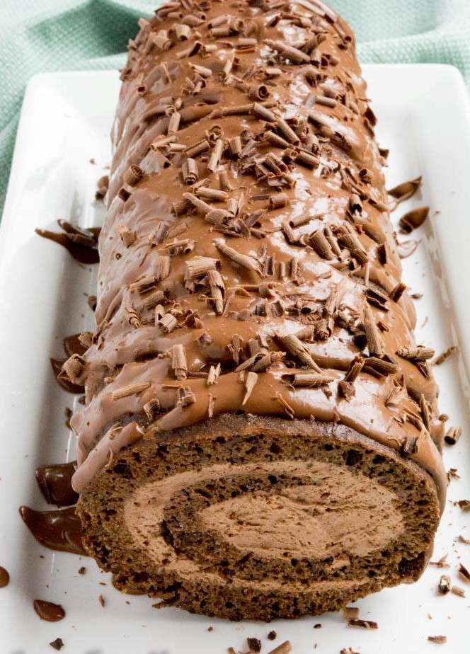 chocolate roll cake