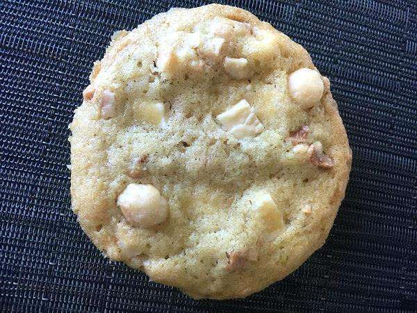 white macadamia nut cookies