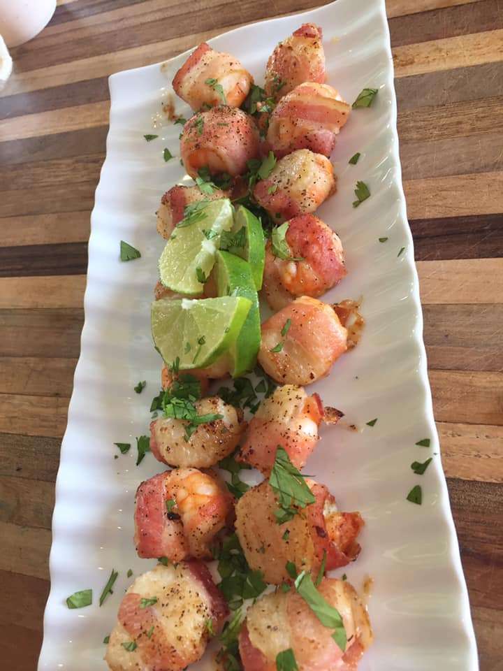 keto bacon wrapped shrimp