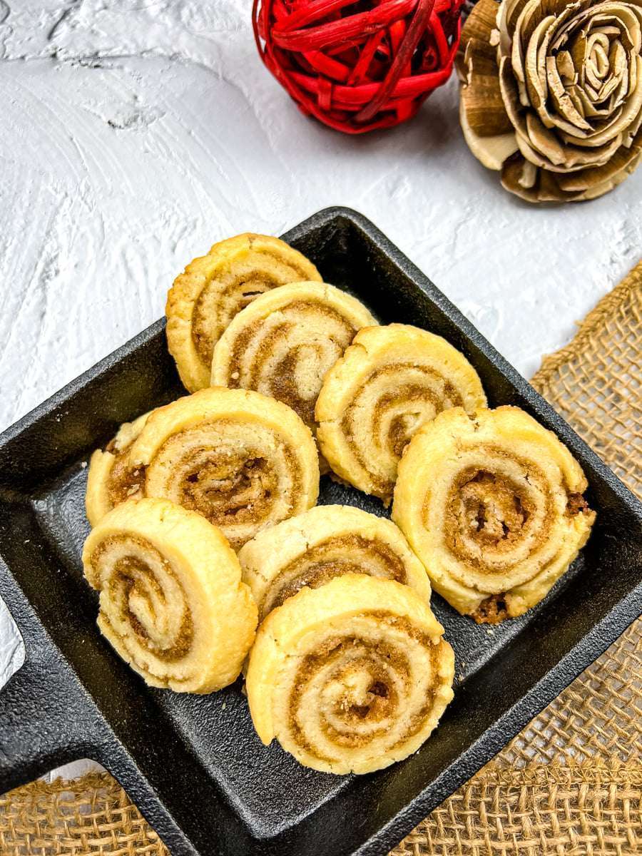 Keto Cinnamon Roll Cookies